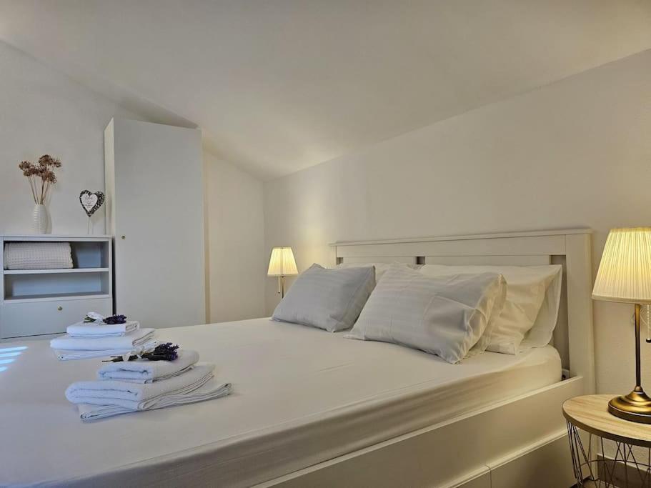Apartment Maris Sea View *
