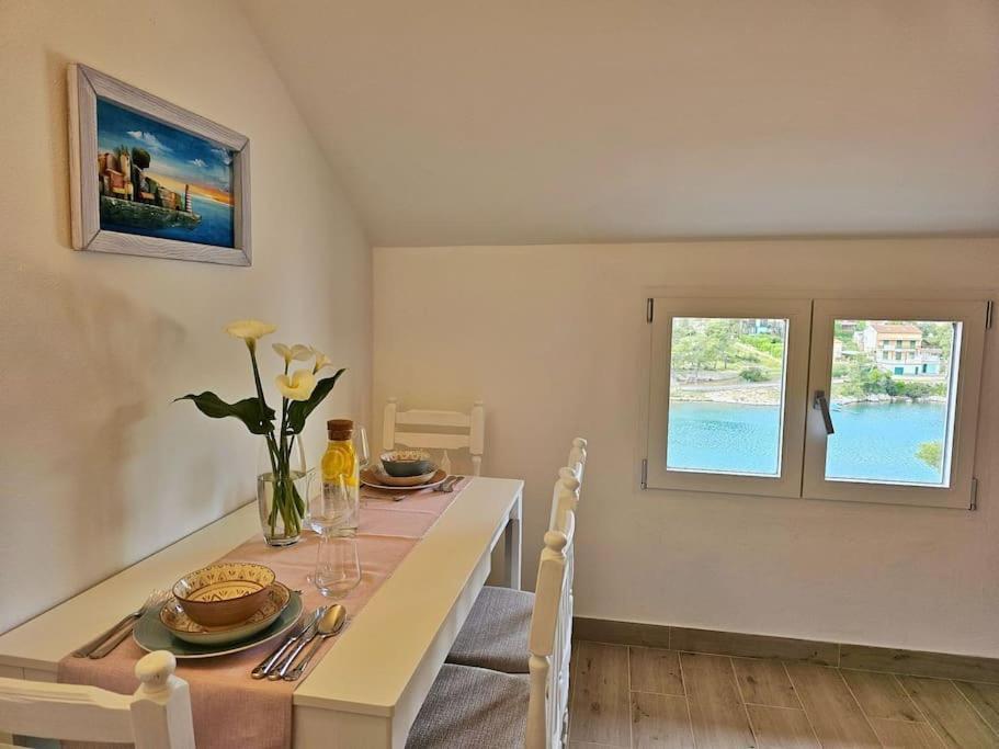 Maris Sea View Apartment